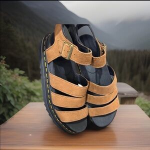 Dr. Martens Women's Blaire Platform Sandal NWT